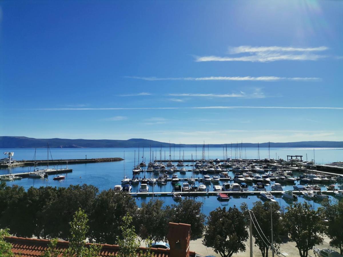 Holiday House Belavista โนวีวีโนดอลสกี ภายนอก รูปภาพ