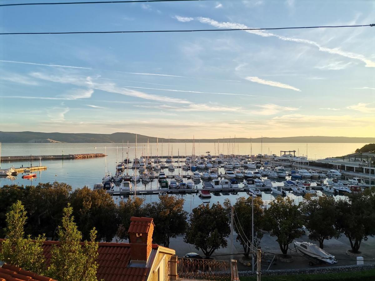 Holiday House Belavista โนวีวีโนดอลสกี ภายนอก รูปภาพ